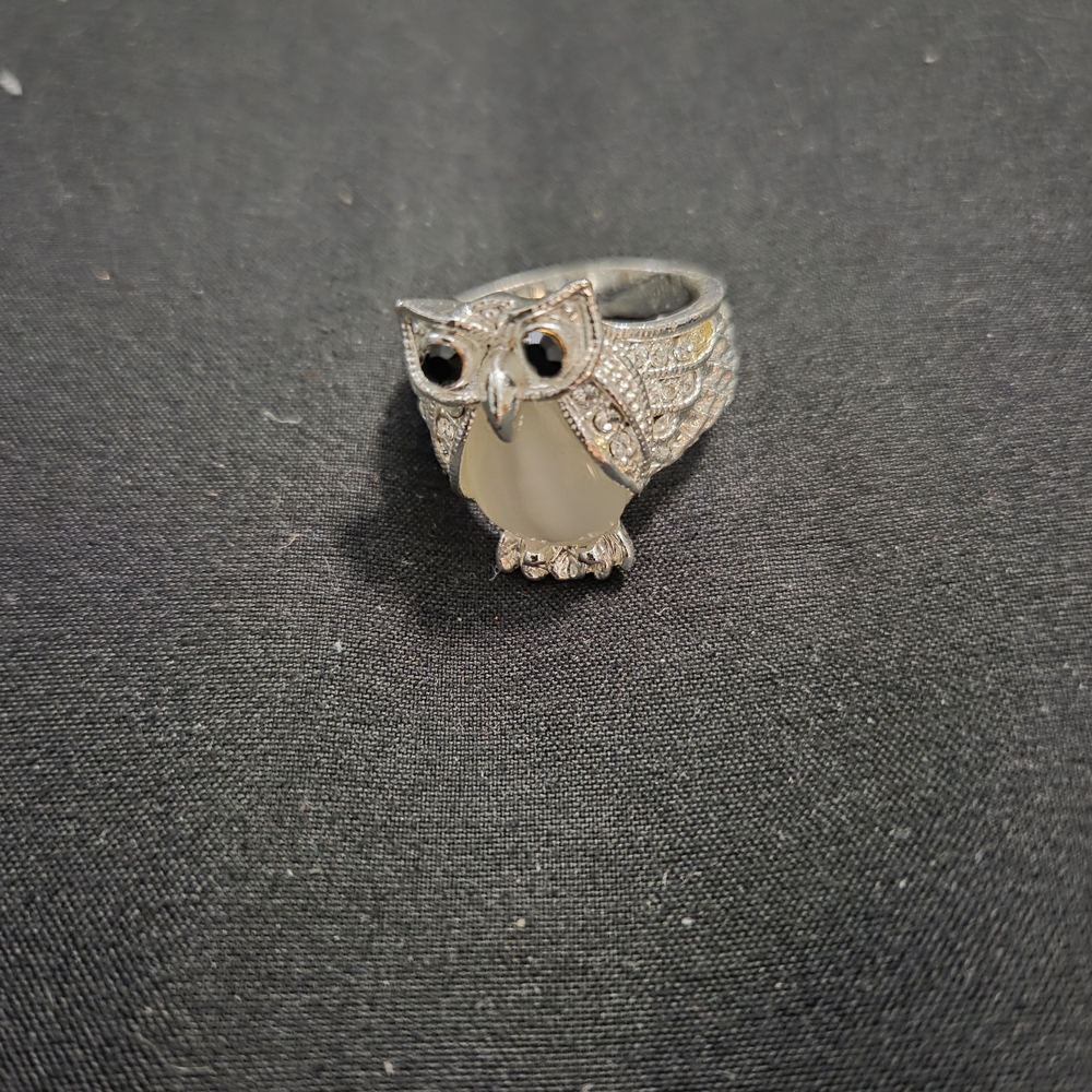 Joe Fresh Silver and Black Owl Ring
